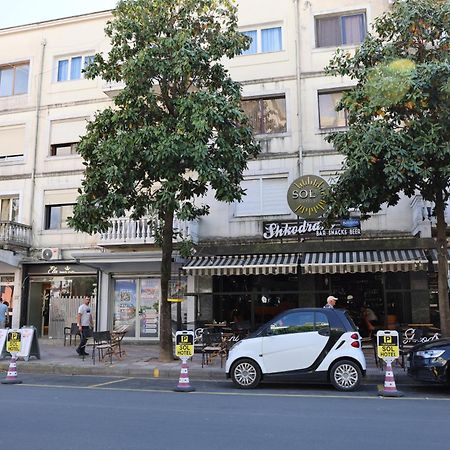Sol Hotel Shkoder Bagian luar foto