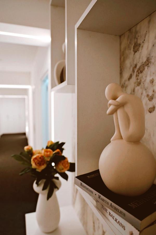 Sol Hotel Shkoder Bagian luar foto