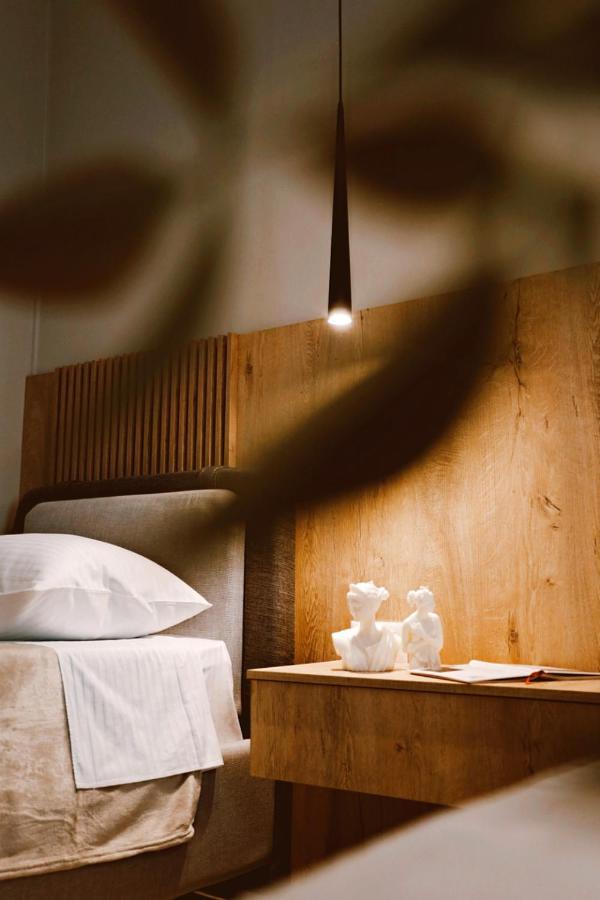 Sol Hotel Shkoder Bagian luar foto