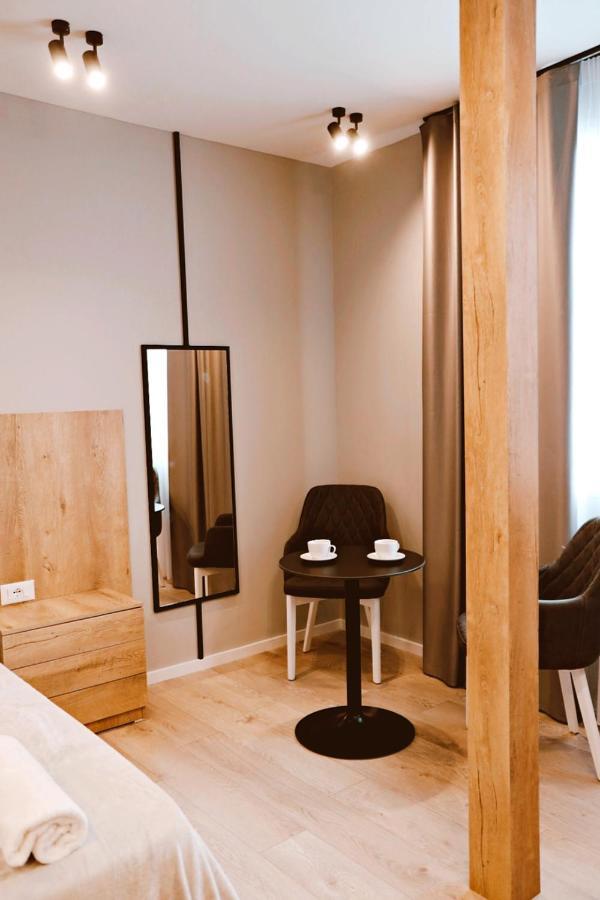 Sol Hotel Shkoder Bagian luar foto