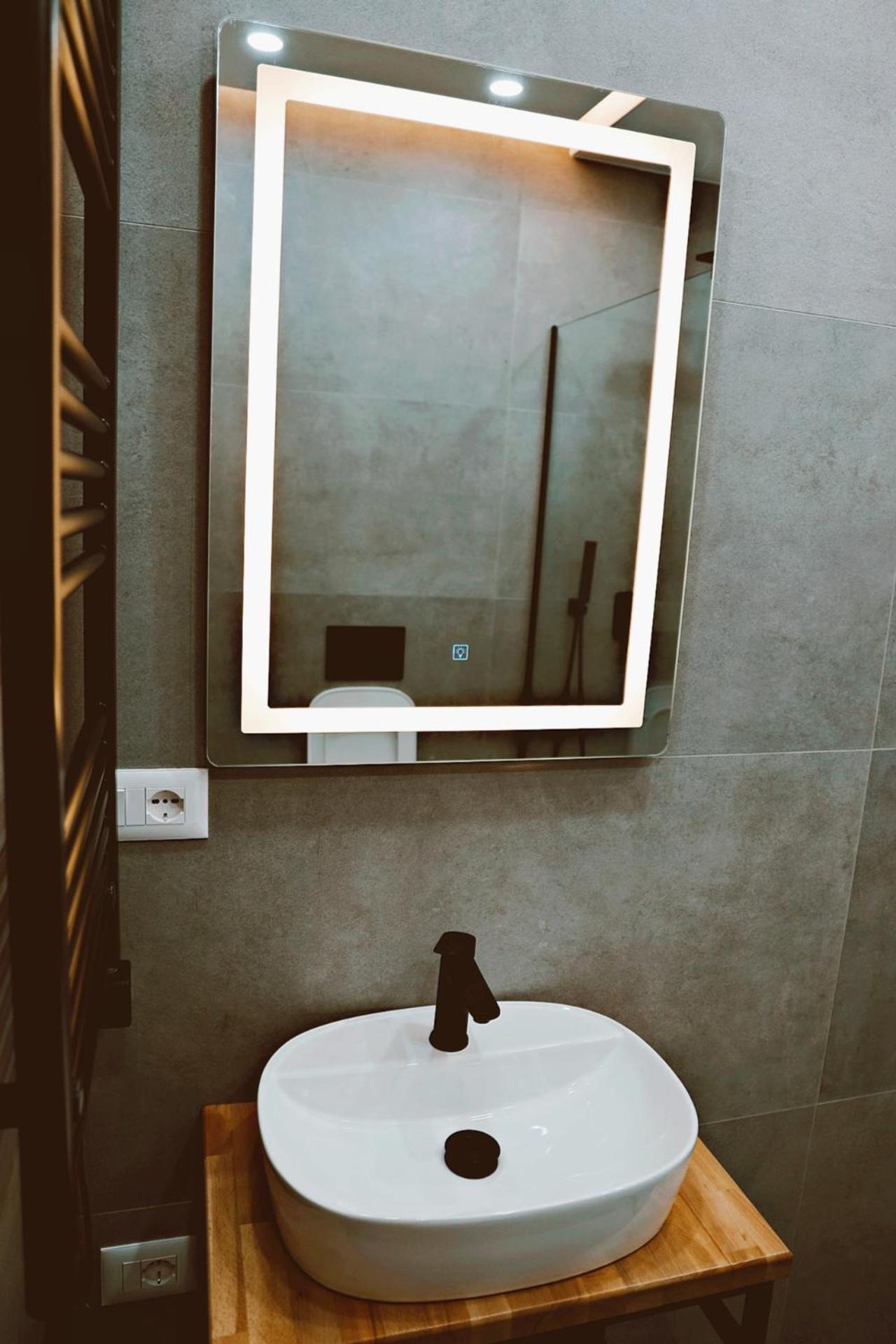 Sol Hotel Shkoder Bagian luar foto