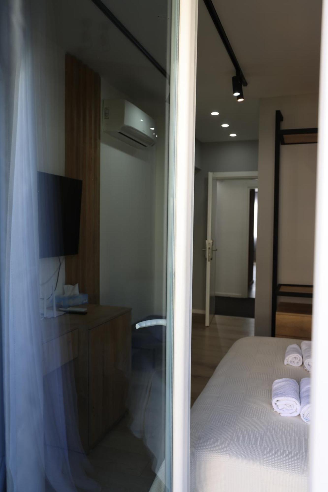 Sol Hotel Shkoder Bagian luar foto
