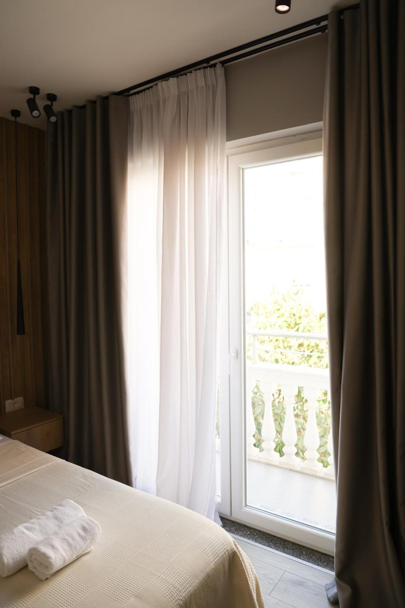 Sol Hotel Shkoder Bagian luar foto